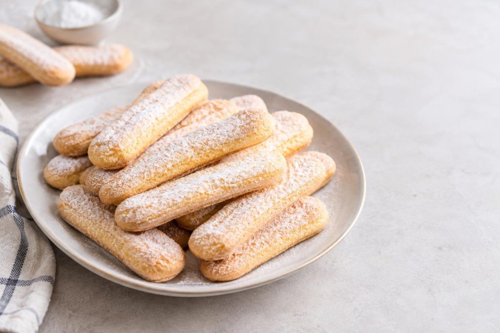 Savoiardi piškoti (italski piškoti za tiramisu) – Simbolična AI slika